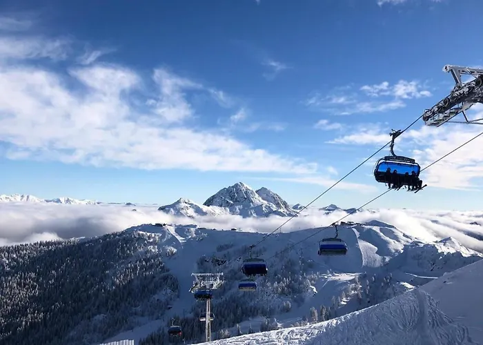 公寓 Liana 黑马戈尔